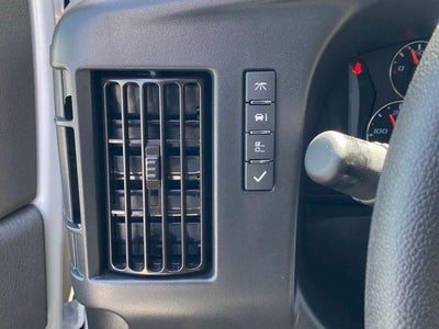 2025 Chevrolet Express Cutaway 3500 1WT