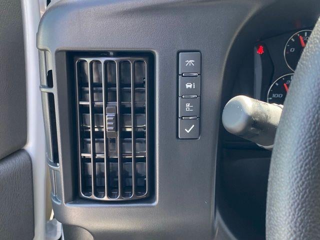 2025 Chevrolet Express Cutaway 3500 1WT