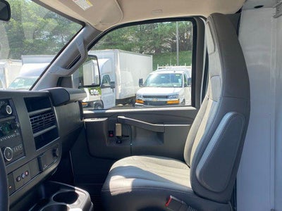 2025 Chevrolet Express Cutaway 3500 1WT
