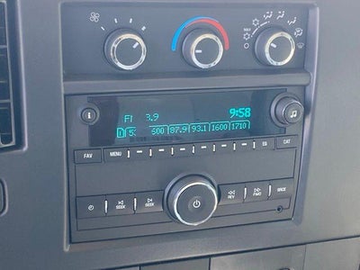 2025 Chevrolet Express Cutaway 3500 1WT