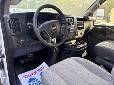 2026 Chevrolet Express Cutaway 3500 1WT