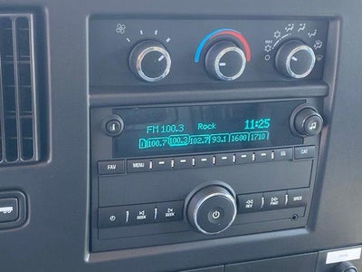 2025 Chevrolet Express Cutaway 3500 1WT