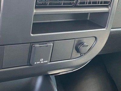 2025 Chevrolet Express Cutaway 3500 1WT