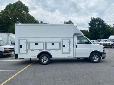 2025 Chevrolet Express Cutaway 3500 1WT