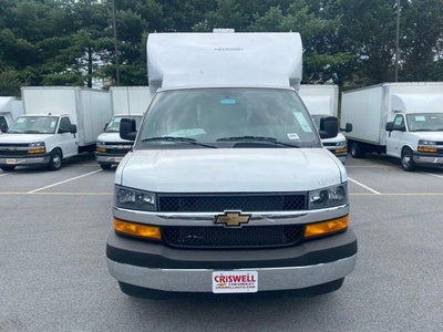 2025 Chevrolet Express Cutaway 3500 1WT