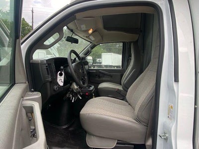 2025 Chevrolet Express Cutaway 3500 1WT