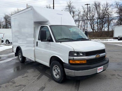 2025 Chevrolet Express Cutaway 3500 1WT