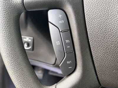 2025 Chevrolet Express Cutaway 3500 1WT