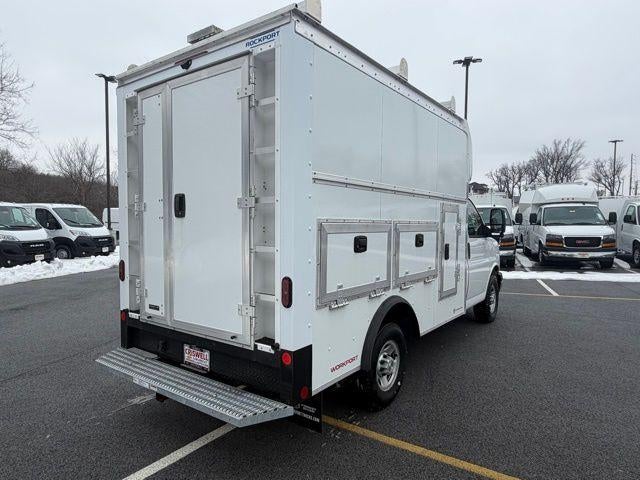 2025 Chevrolet Express Cutaway 3500 1WT