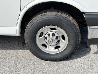 2026 Chevrolet Express Cutaway 3500 1WT