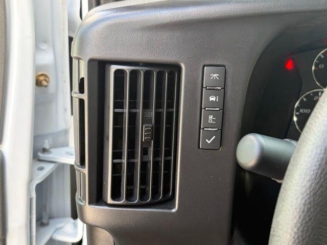 2026 Chevrolet Express Cutaway 3500 1WT