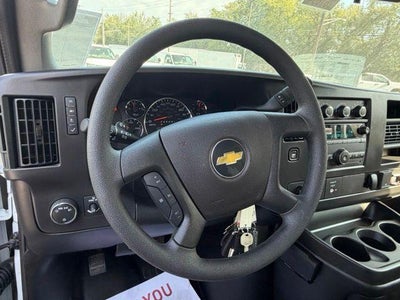 2026 Chevrolet Express Cutaway 3500 1WT
