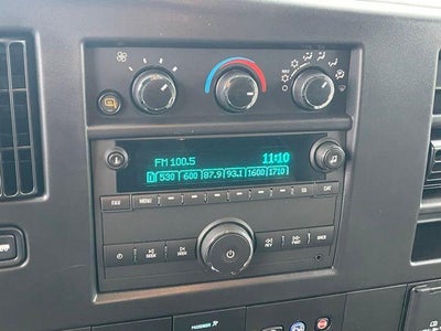 2025 Chevrolet Express Cargo WT