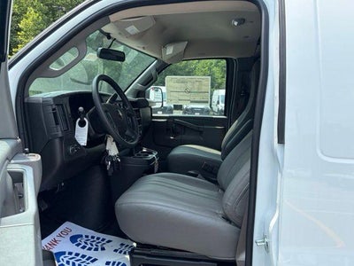 2026 Chevrolet Express Cargo 1WT