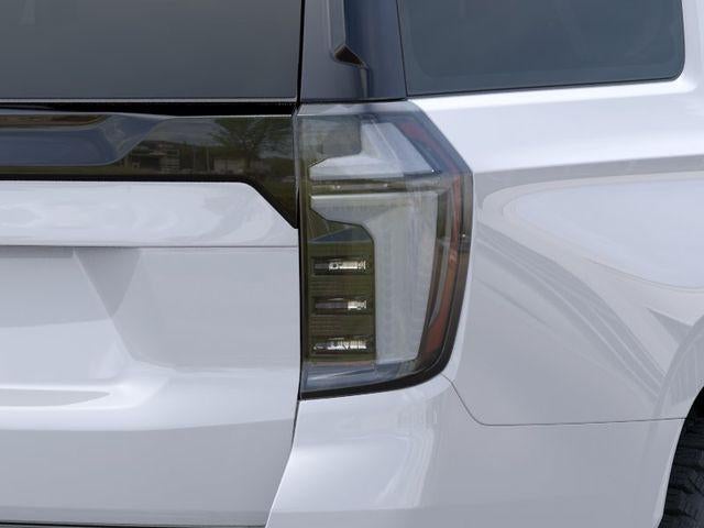 2026 Chevrolet Suburban Z71 - Photo 11
