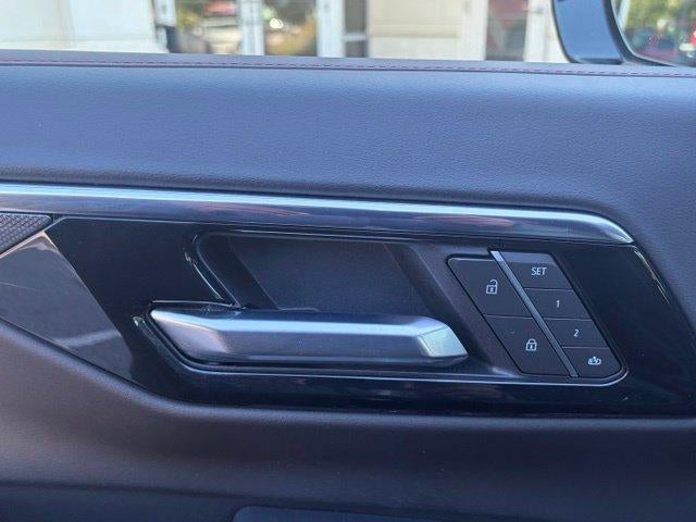 2025 Chevrolet Tahoe RST