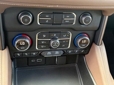 2022 Chevrolet Suburban High Country