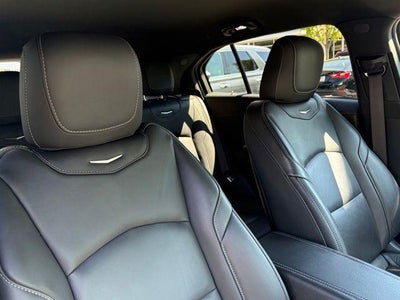 2025 Cadillac XT4 Premium Luxury