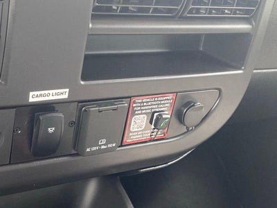 2025 Chevrolet Express Cutaway 3500 1WT