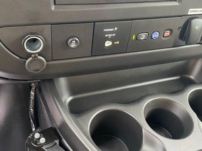 2025 Chevrolet Express Cutaway 3500 1WT