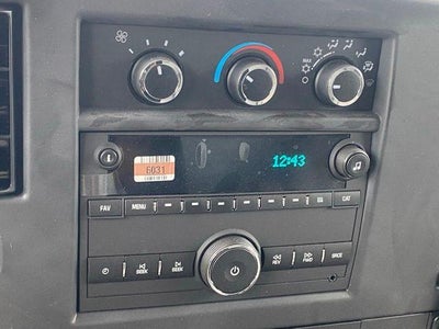 2025 Chevrolet Express Cutaway 3500 1WT