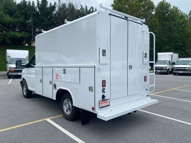 2025 Chevrolet Express Cutaway 3500 1WT