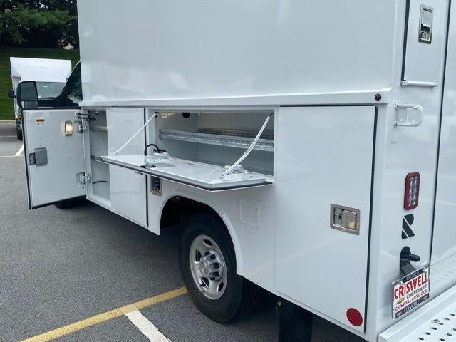 2025 Chevrolet Express Cutaway 3500 1WT