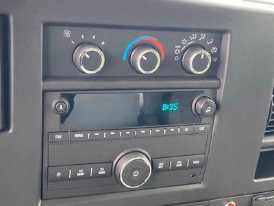 2025 Chevrolet Express Cutaway 3500 1WT