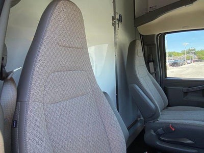 2026 Chevrolet Express Cutaway 3500 1WT