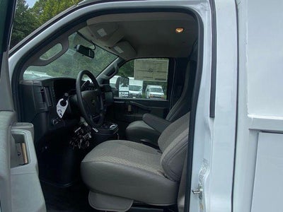 2025 Chevrolet Express Cutaway 3500 1WT