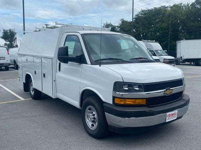2025 Chevrolet Express Cutaway 3500 1WT