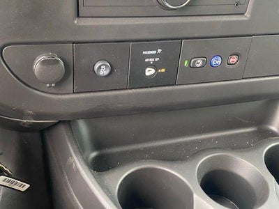 2025 Chevrolet Express Cutaway 3500 1WT