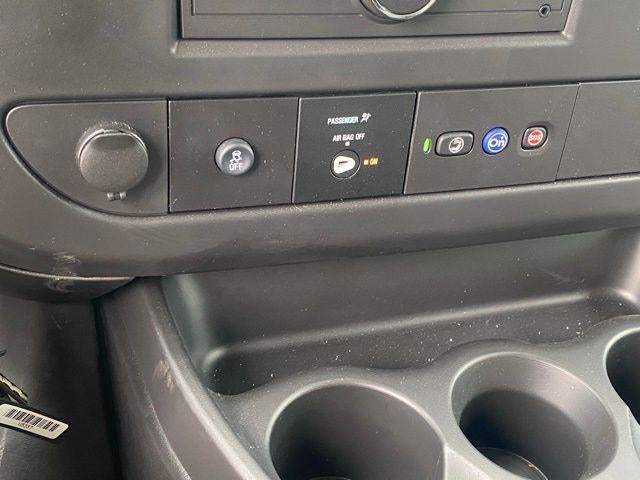 2025 Chevrolet Express Cutaway 3500 1WT