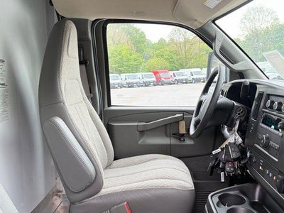 2026 Chevrolet Express Cutaway 3500 1WT