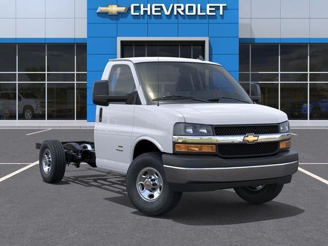 2026 Chevrolet Express Cutaway 3500 1WT