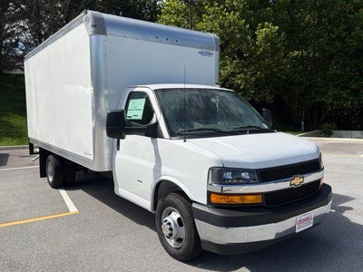 2026 Chevrolet Express Cutaway 3500 1WT