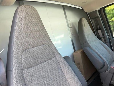 2026 Chevrolet Express Cutaway 3500 1WT