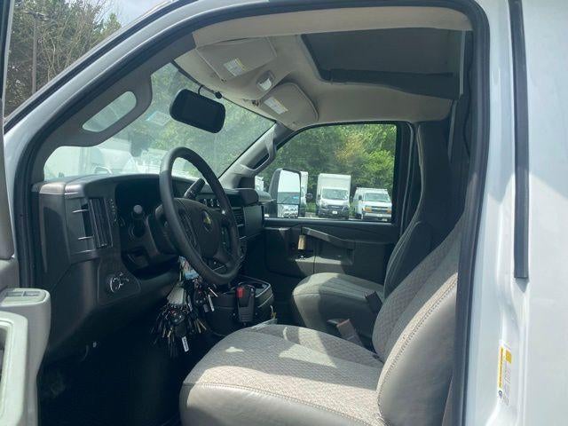 2025 Chevrolet Express Cutaway 4500 2WT