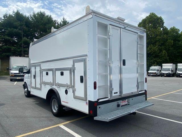 2025 Chevrolet Express Cutaway 4500 2WT