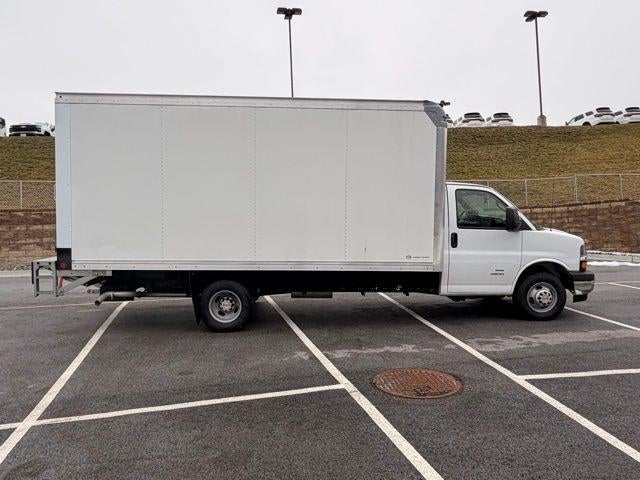 2026 Chevrolet Express Cutaway 4500 2WT