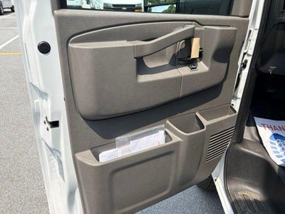 2026 Chevrolet Express Cutaway 4500 2WT
