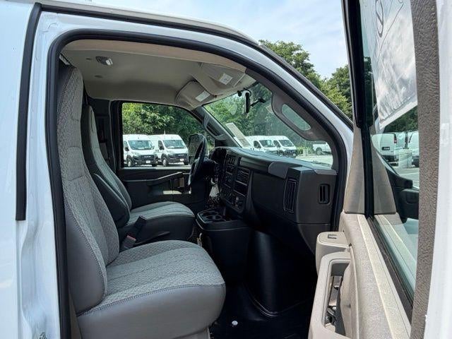2026 Chevrolet Express Cutaway 4500 2WT