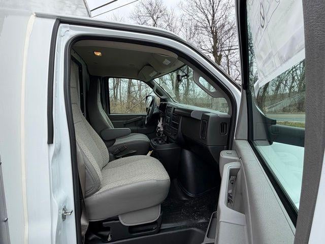 2026 Chevrolet Express Cutaway 4500 2WT