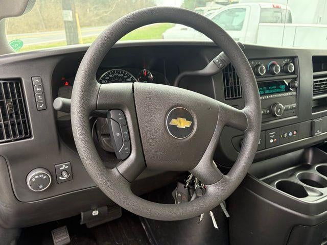 2026 Chevrolet Express Cutaway 4500 2WT