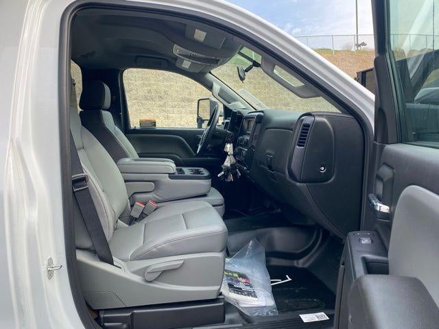 2024 Chevrolet Silverado 5500 HD Work Truck