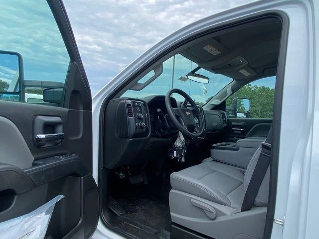 2024 Chevrolet Silverado 6500 HD Work Truck